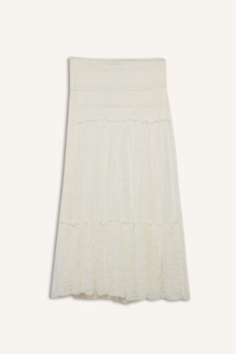 A Cut Lace Knitted Skirt
