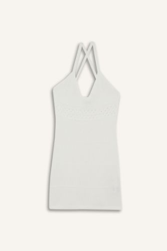 Slim Fit Dar Kesim V Yaka Kolsuz Elbise