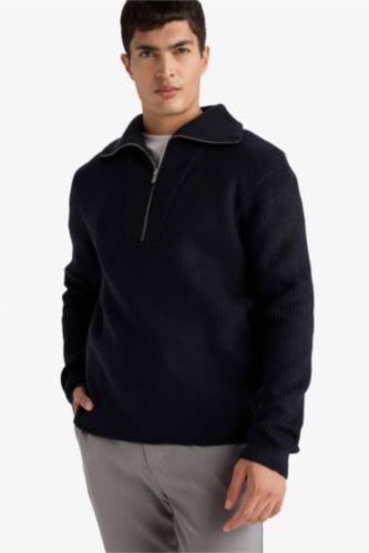 Standard Fit Zipper Knitwear Pullover