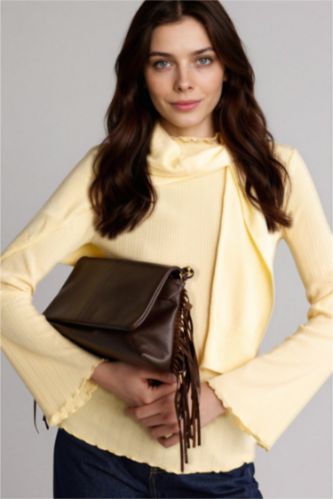 Woman Light Yellow Slim Fit Camisole Long Sleeve Tunic