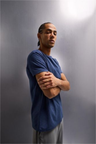 رجال كحلي تيشيرت رياضي نص ردن سليم فيت بياخة مستديرة