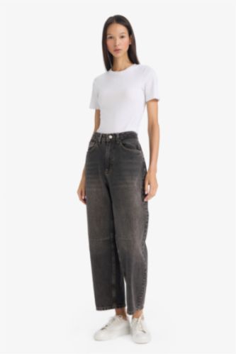 Barrel Fit Yüksek Bel Bilek Boy Jean Yıkamalı Pantolon