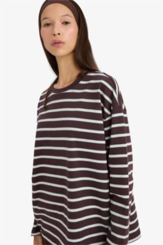 Loose Fit Bisiklet Yaka Sweatshirt