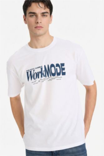 MAN White Boxy Fit Crew Neck Short Sleeve T-Shirt