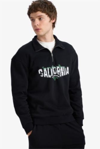 سويت شيرت أوفر سايز برقبة عالية بساق بسحاب