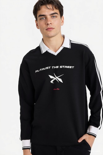 Men Black Breathable Boxy Fit Printed Sweatshirt