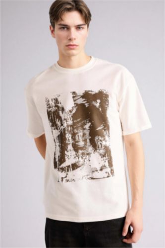 Erkek Ekru %100 Pamuk Boxy Fit Baskılı Tişört