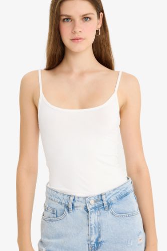 U Collar Tank Top