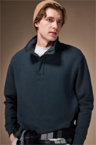 Regular Fit Sweatshirt