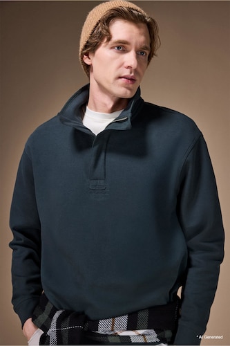 Man Dark Green Regular Fit Zip-Up Sweatshirt