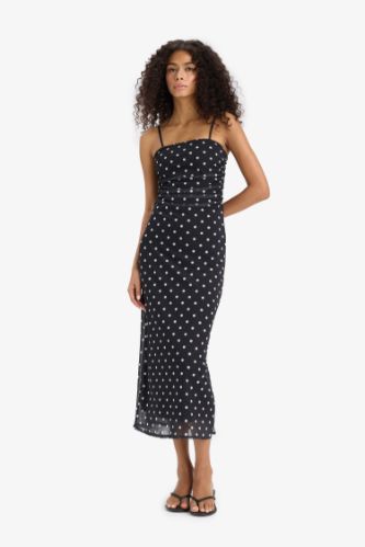 Bodycon Vücudu Saran Kare Yaka Puantiye Tül Askılı Midi Elbise