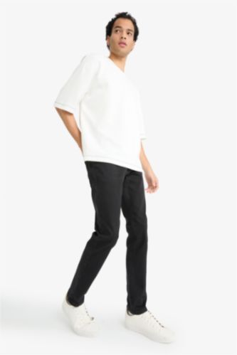 بنطلون جينز كارلو سكيني فيت برجل ضيق وخصر عادي