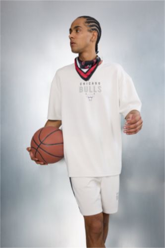 Ерлер Сұр NBA Chicago Bulls Relax Fit дөңгелек жағалы қысқа жеңді футболка