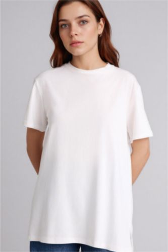 Woman Ecru Regular Fit Crew Neck Short Sleeve Tunic