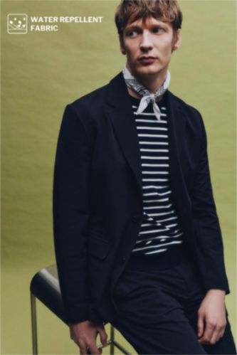 Man NAVY Modern Fit Crinkle Blazer