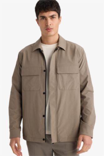 Мужчины Оливково-коричневый Куртка-рубашка Regular Fit с воротником поло