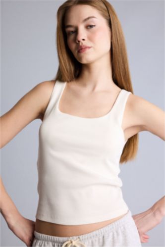 WOMAN White Fall in Love