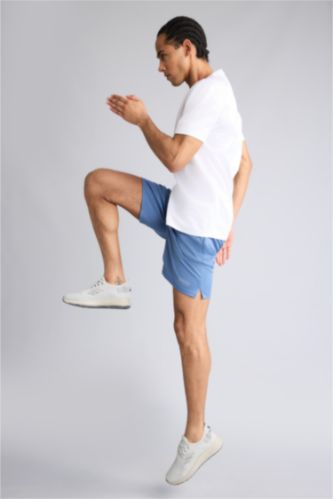 Мужчины Темно-голубой Спортивные шорты Slim Fit