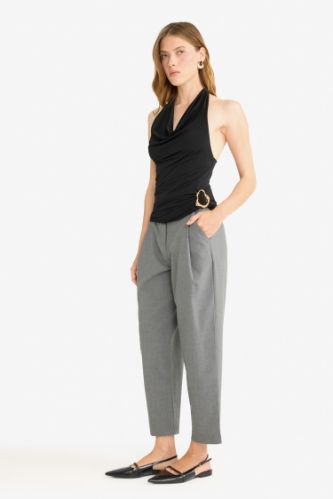 Barrel Fit Crop Ankle Length Trousers