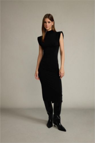 Fitted Dik Yaka Kolsuz Midi Elbise