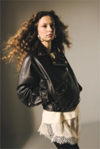 Kadın Siyah Su Geçirmez Oversıze Tafta Suni Deri Mont