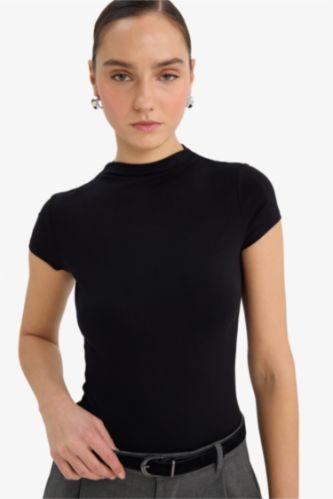 Woman Short Sleeve T-Shirt