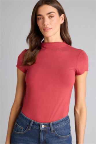 Женщины Бордовый Футболка Slim Fit с воротником-стойкой и коротким рукавом