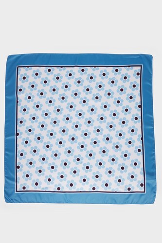 Woman Patterned Scarf