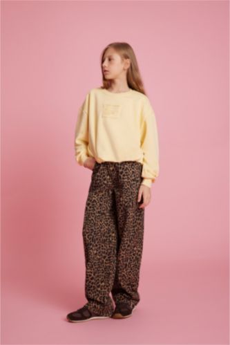 Girl Barrel Fit Leopard Print Trousers