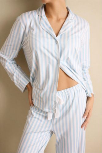 Kadın Açık Mavi Regular Fıt Pijama Yaka Uzun Kollu Softshell Üst