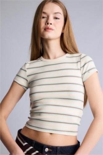 Kadın Ekru Fitted Kısa kollu Ribana Tişört