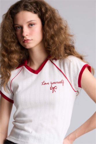 نساء اوف وايت Woman Short Sleeve T-Shirt