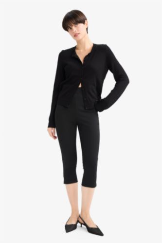 Pens Detaylı Kısa Tayt