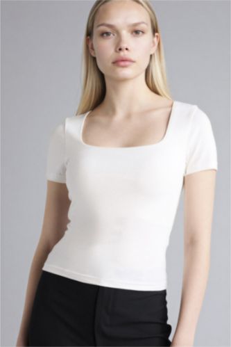 Женщины Бежевый Футболка Slim Fit с квадратным вырезом и коротким рукавом