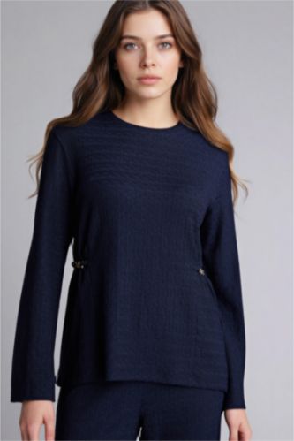 Kadın Lacivert Aksesuar Detaylı Bürümcük Tişört