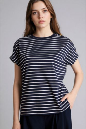 Woman NAVY تيشيرت نص كم وياخة مستديرة