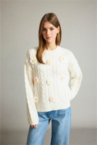 Bisiklet Yaka Çiçekli Triko Kazak