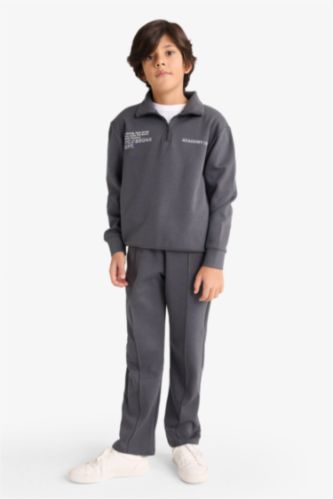 طقم اولادي سويت شيرت وسويت بانتس قصة عادية - قطعتين