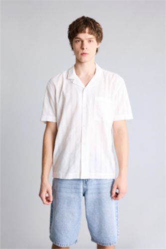 Ерлер экру Man Short Sleeve Shirt