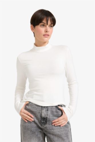 Balıkçı Yaka Uzun Kollu Tişört