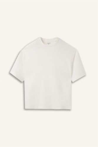 Men Ecru Boxy Fit Short Sleeve T-Shirt