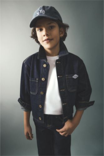 Мальчики и подростки Темно-голубой Джинсовая куртка на пуговицах для мальчиков