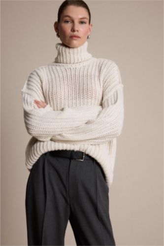 Oversize Fit Turtleneck Knitwear Pullover