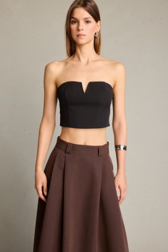 Strapless Sleeveless Blouse