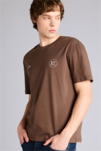 Erkek Kahve Regular Fıt Kısa Kollu Tişört