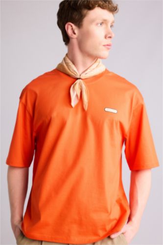 Ерлер қызғылт сары 100% мақта Boxy Fit баспалы футболка