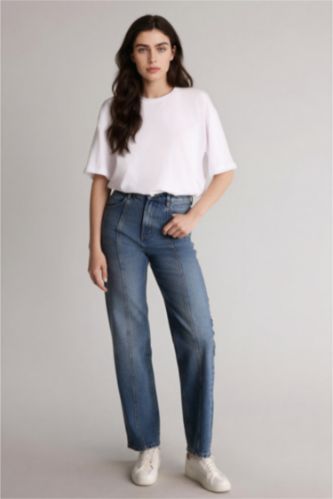 نساء أزرق سروال جينز واسع برجل عادي