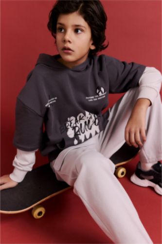 Erkek Çocuk Kapüşonlu Baskılı İçi Yumuşak Tüylü Sweatshirt