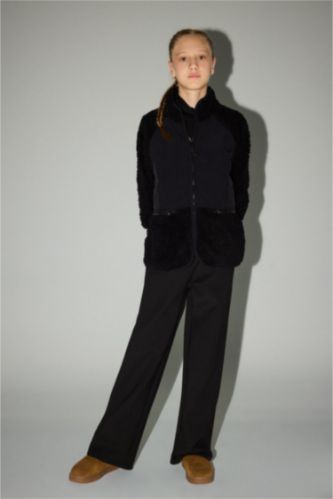 بنطرون بناتي سليم فيت برجل ضيق