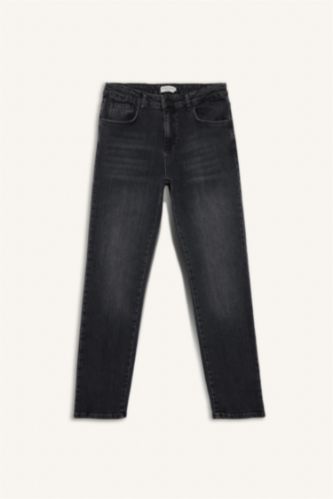 Straight Fit Düz Paça Jean Pantolon